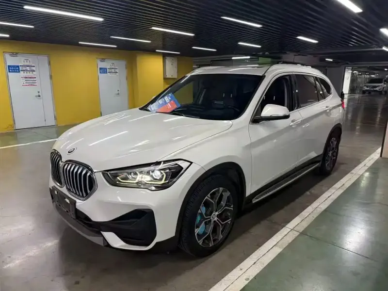 BMW X1, 2022 — фото 1
