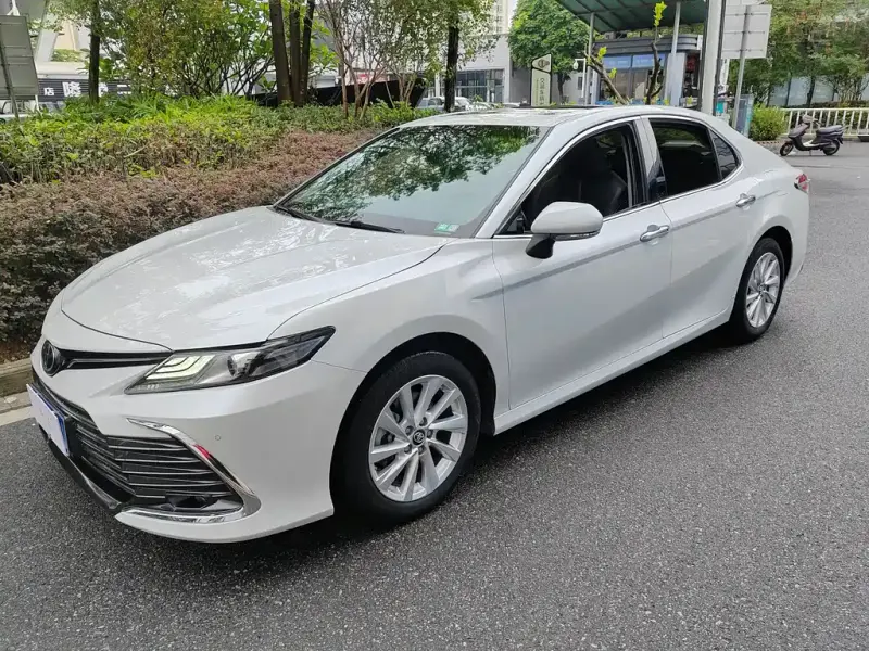 Toyota Camry, 2023