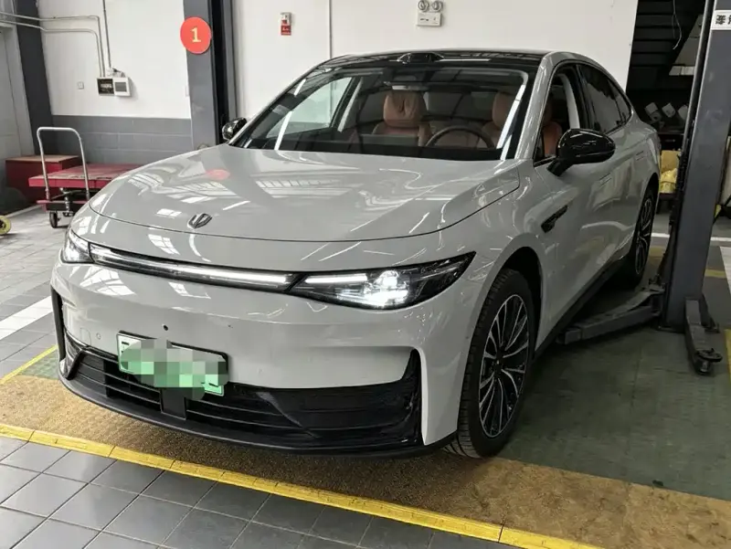 Leapmotor C10, 2025