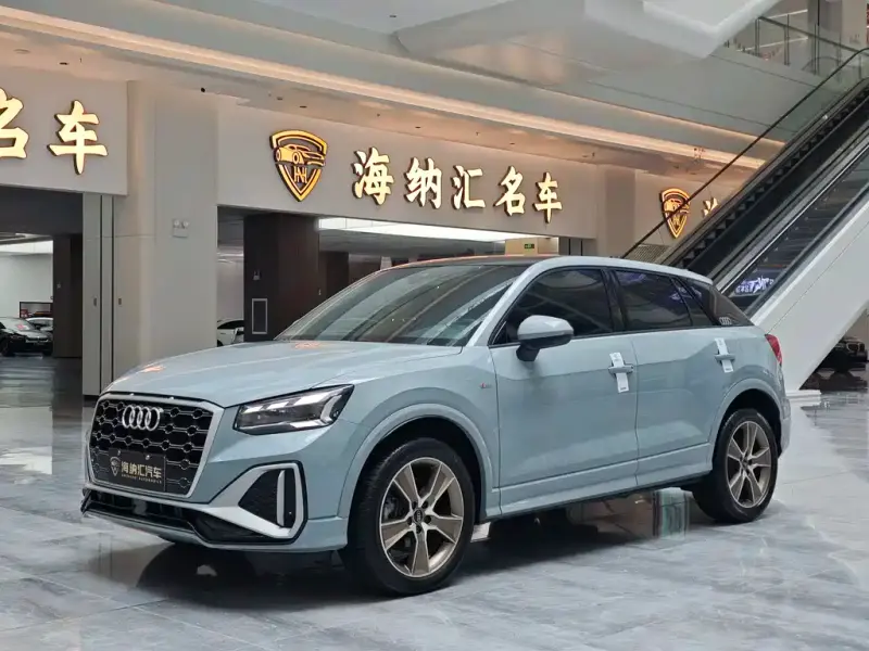 Audi Q2L, 2024