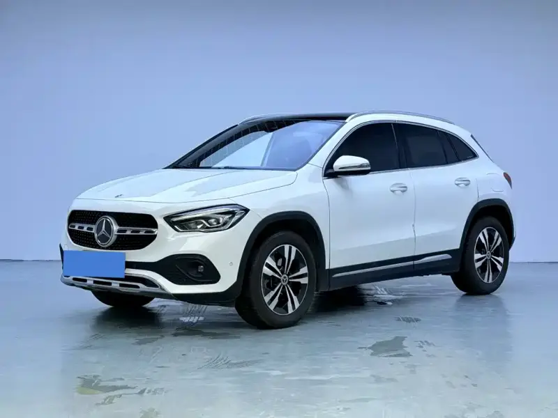 Mercedes-Benz GLA, 2022