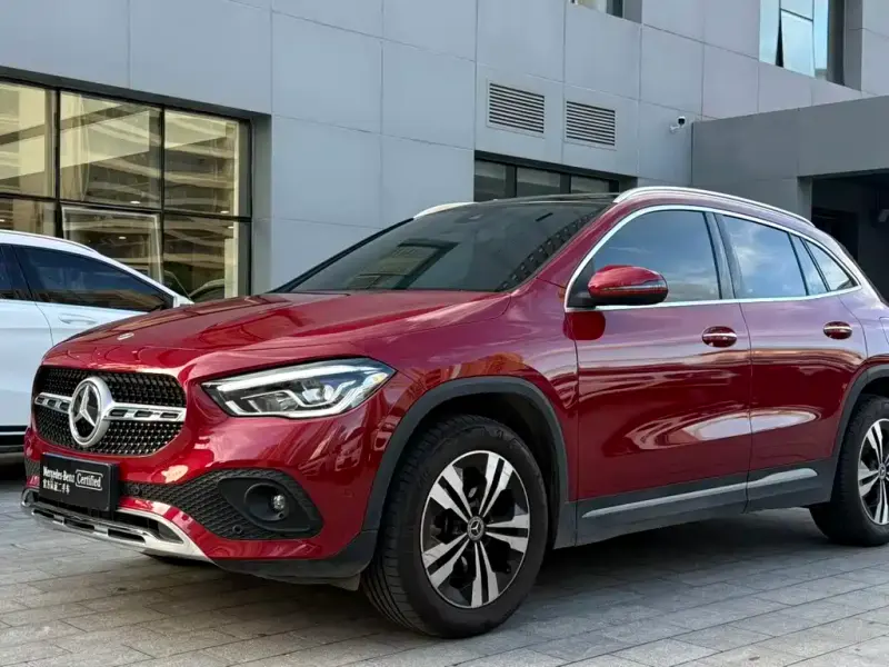 Mercedes-Benz GLA, 2023 — фото 1