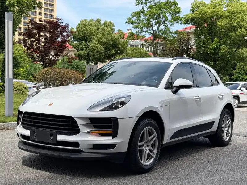 Porsche Macan, 2021