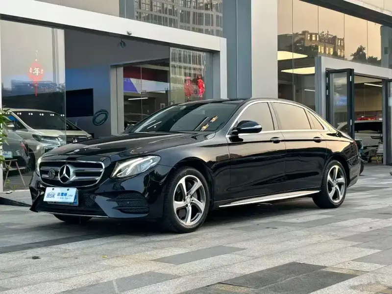Mercedes-Benz E-Class, 2017 — фото 1