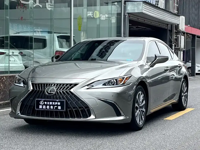 Lexus ES, 2024 — фото 1