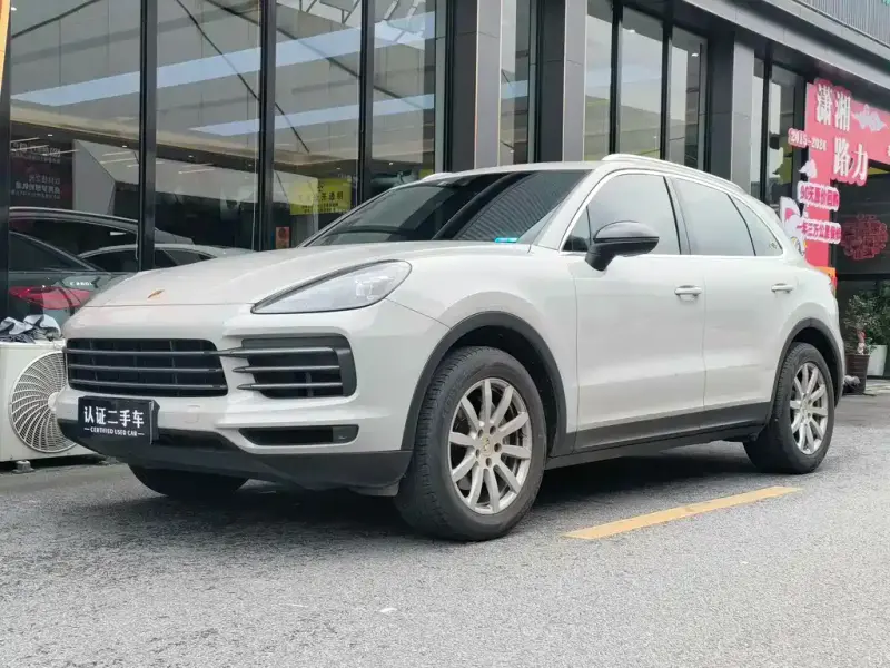 Porsche Cayenne, 2019