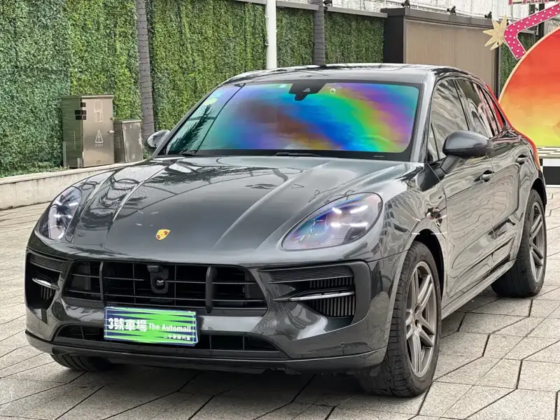 Porsche Macan, 2021