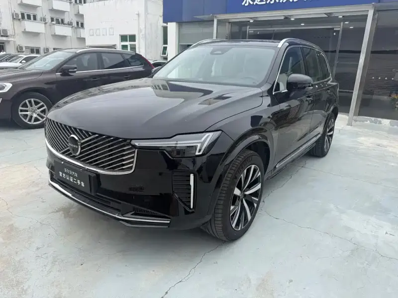 Volvo XC90, 2025