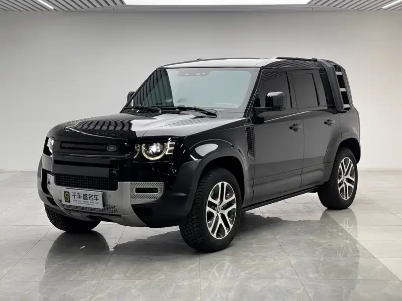 Land Rover Defender, 2024