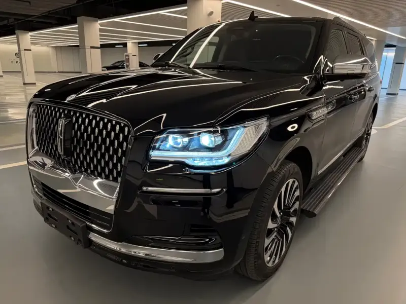 Lincoln Navigator, 2022