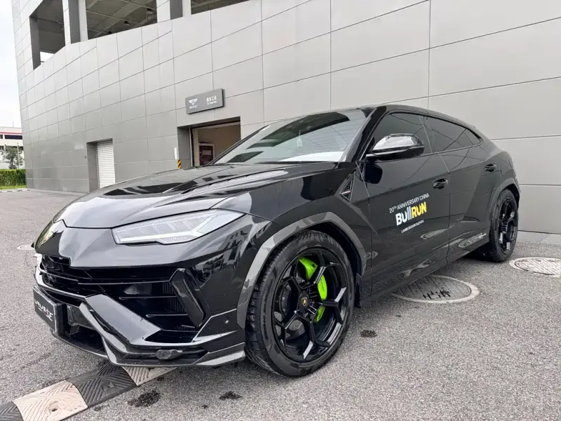 Lamborghini Urus, 2023
