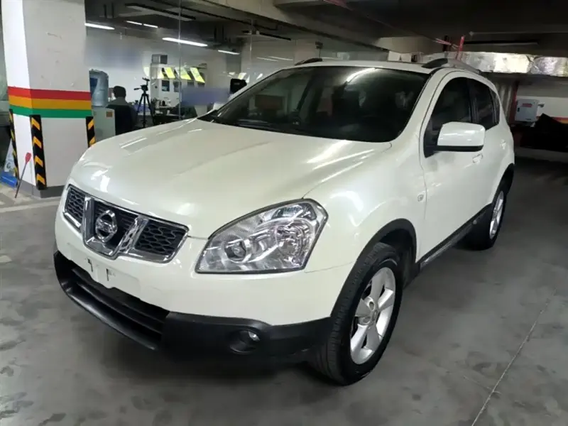 Nissan Qashqai, 2015