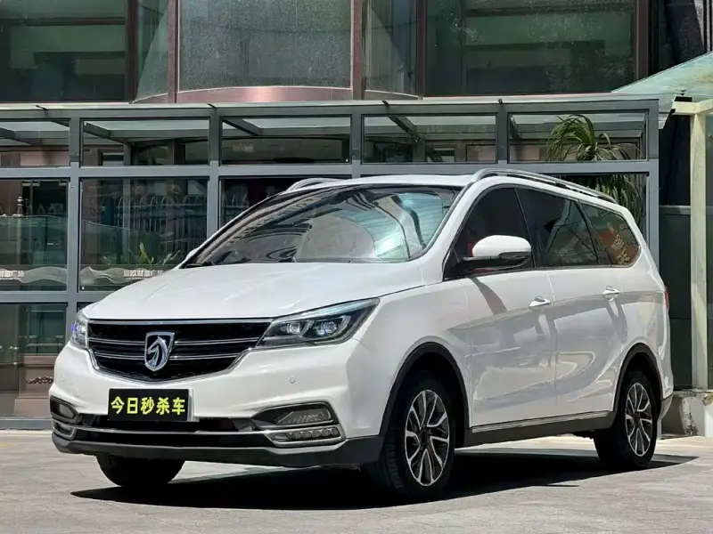 Baojun 730, 2017