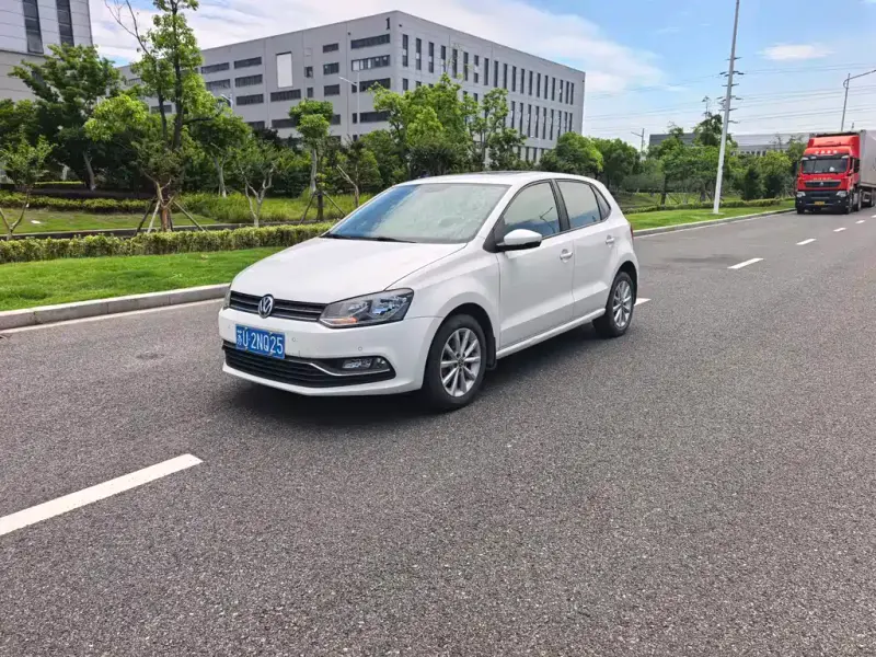 Volkswagen Polo, 2015