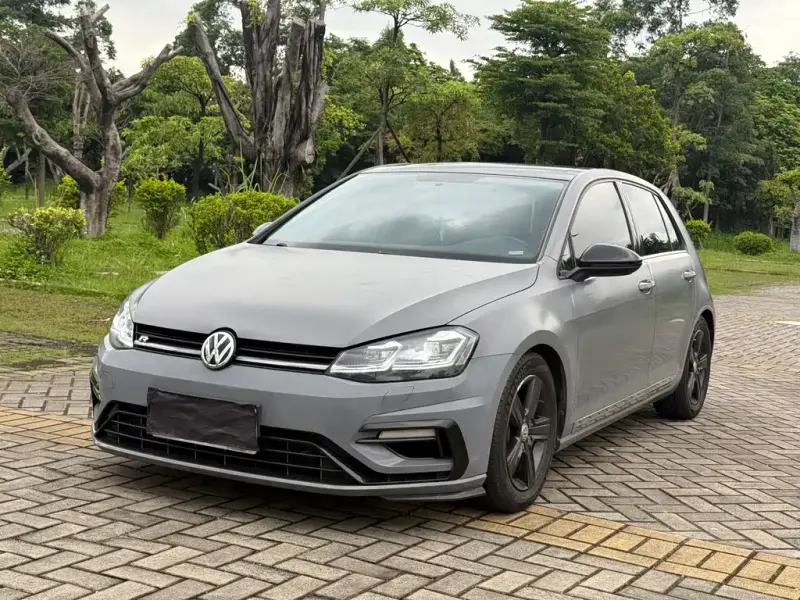 Volkswagen Golf, 2014