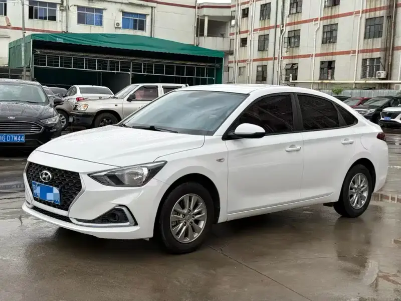 Hyundai Elantra, 2019 — фото 1