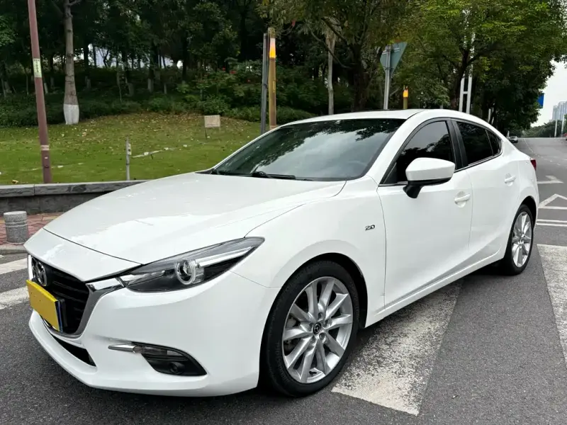 Mazda 3 Axela, 2018 — фото 1