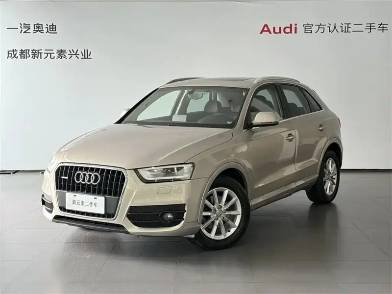Audi Q3, 2013