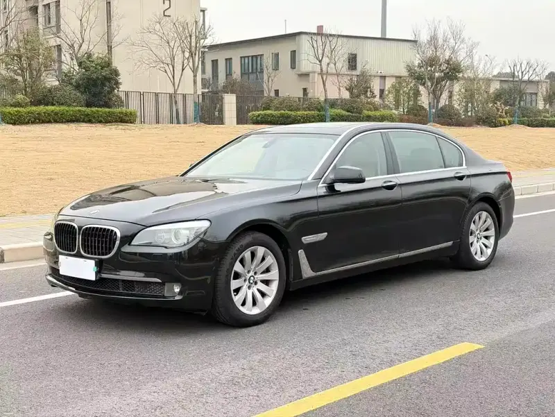 BMW 7 Series, 2011
