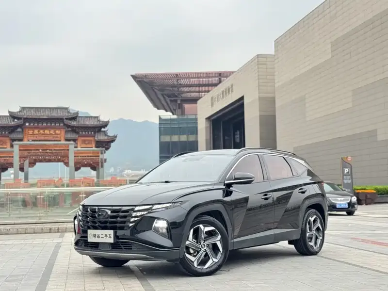 Hyundai Tucson, 2023 — фото 1