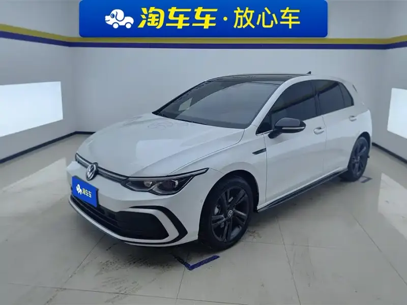 Volkswagen Golf, 2023
