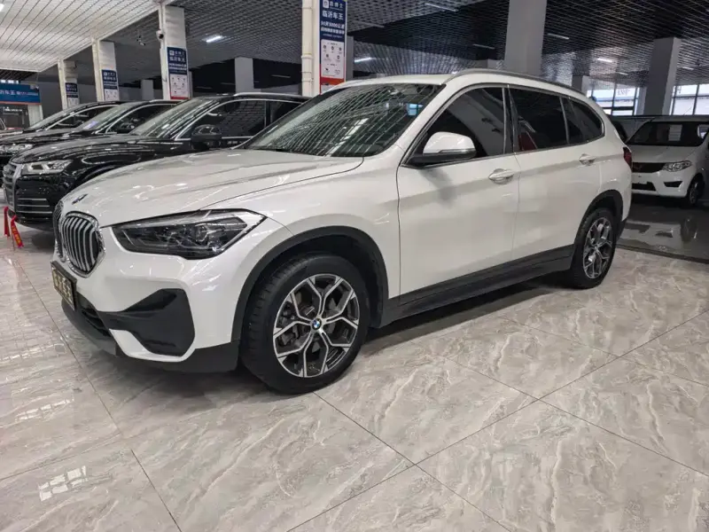 BMW X1, 2021 — фото 1