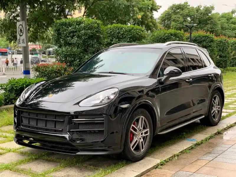Porsche Cayenne, 2013