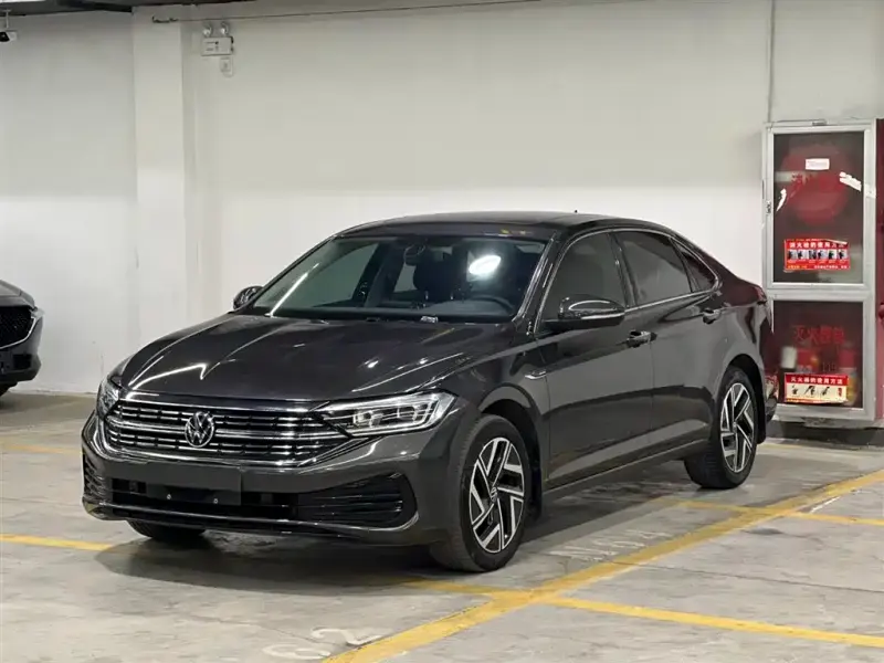 Volkswagen Sagitar, 2022