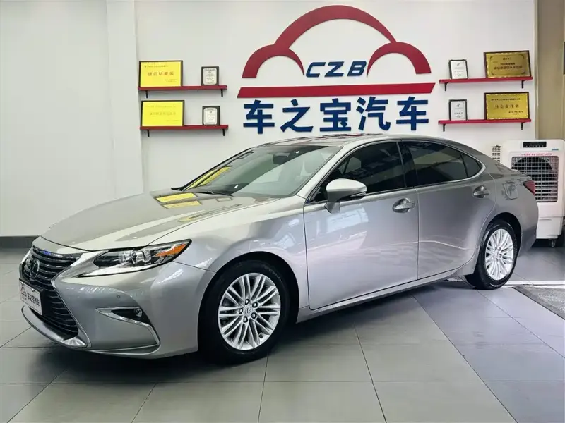 Lexus ES, 2017 — фото 1