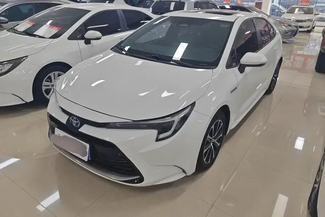 Toyota Levin Dual Engine 1.8L Luxury Edition, 2023 — фото 1