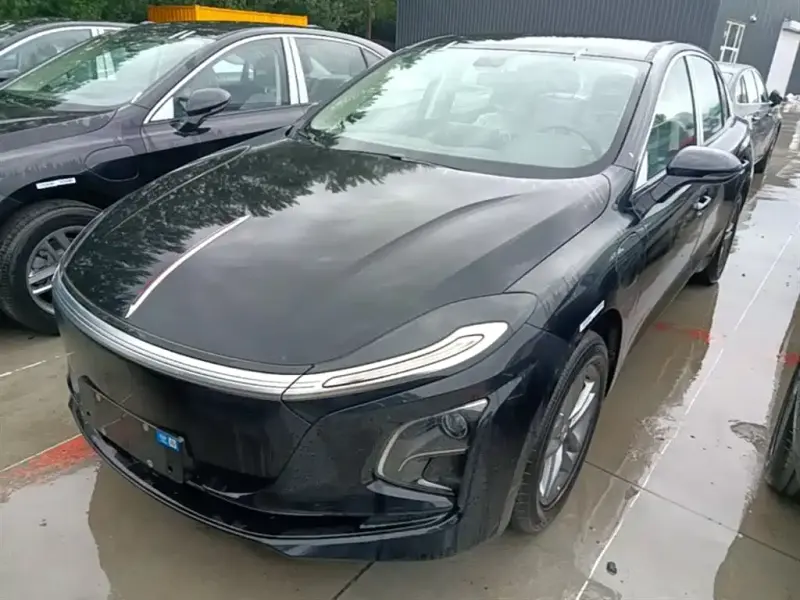 Hongqi E-QM5, 2026