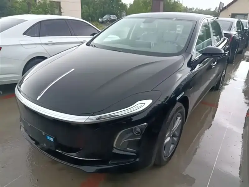 Hongqi E-QM5, 2026