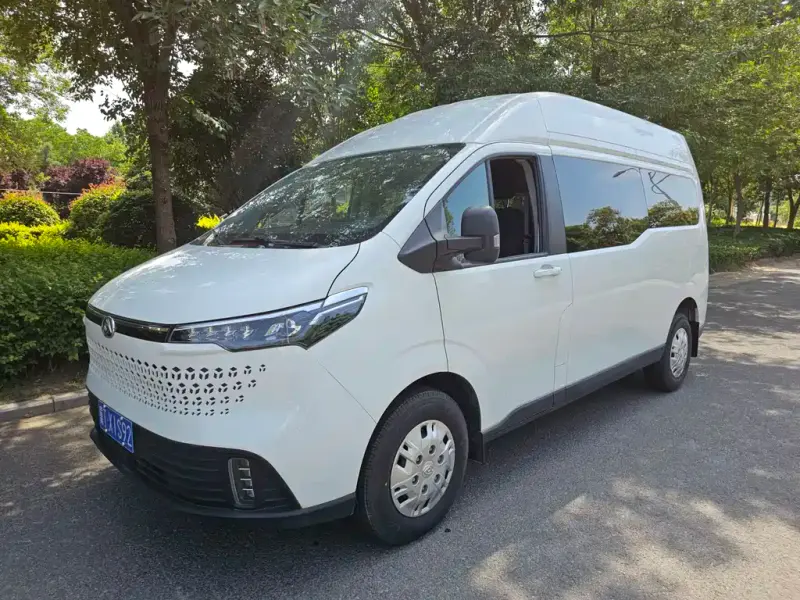 Maxus V70, 2024