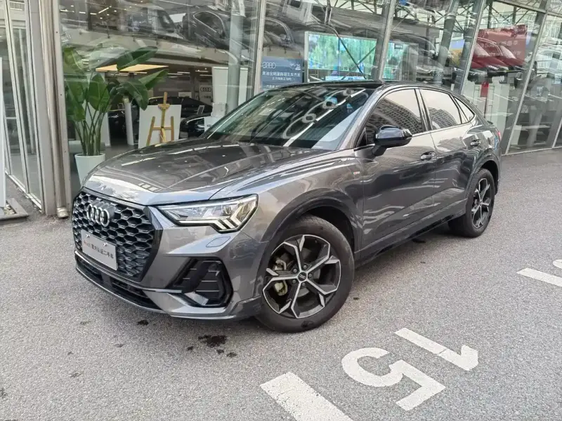 Audi Q3 Sportback, 2022