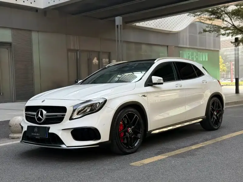Mercedes-Benz GLA AMG, 2019