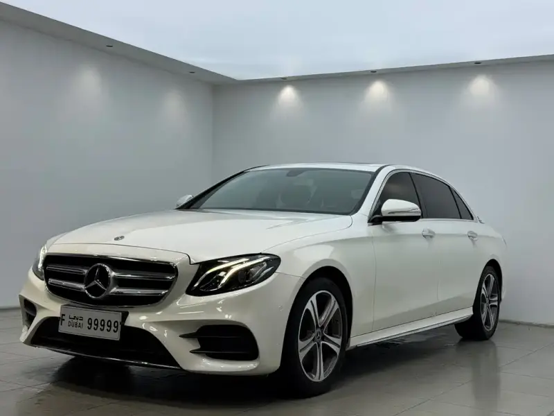 Mercedes-Benz E-Class, 2019 — фото 1