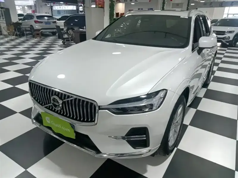 Volvo XC60, 2022