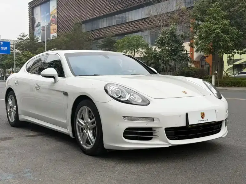 Porsche Panamera, 2014