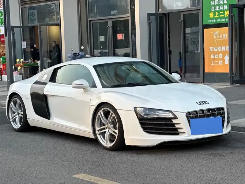 Audi R8, 2010