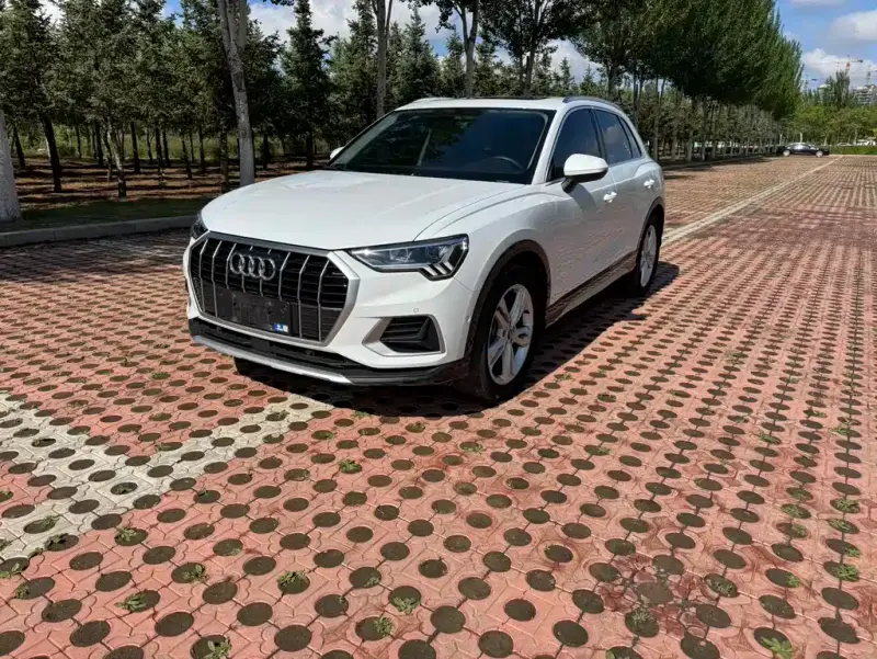 Audi Q3, 2022