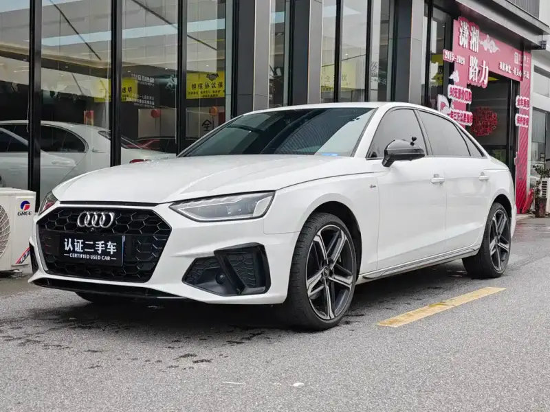 Audi A4L, 2025