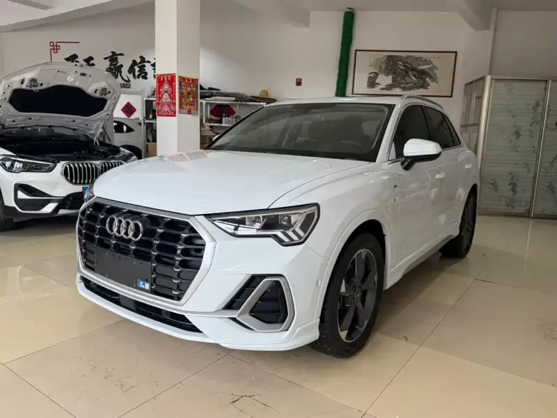 Audi Q3, 2023