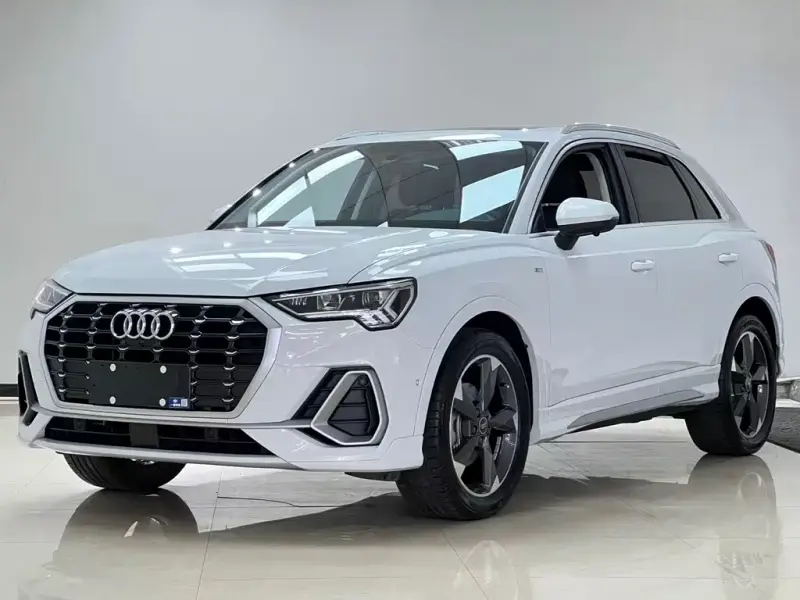 Audi Q3, 2022