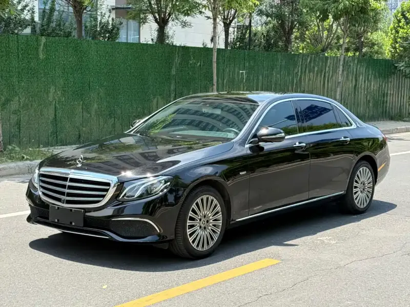 Mercedes-Benz E-Class, 2020 — фото 1