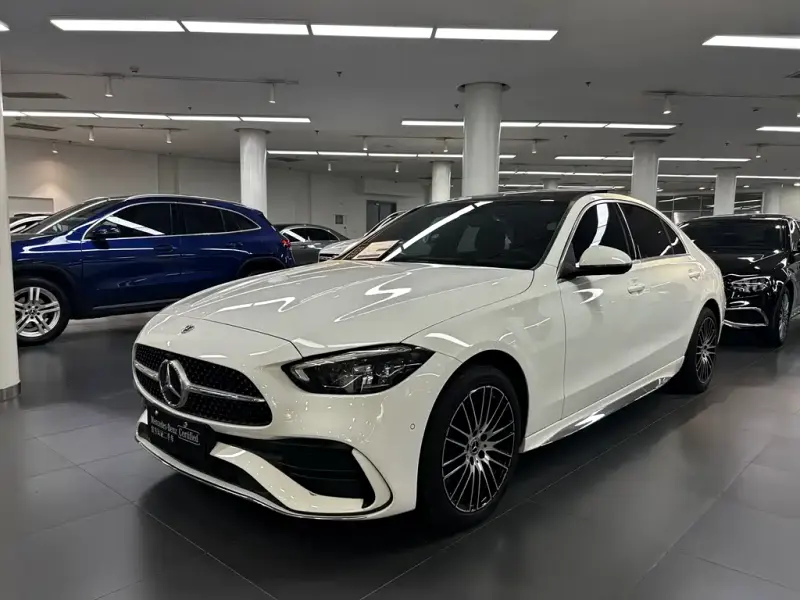 Mercedes-Benz C-Class, 2024