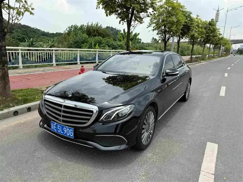 Mercedes-Benz E-Class, 2020 — фото 1
