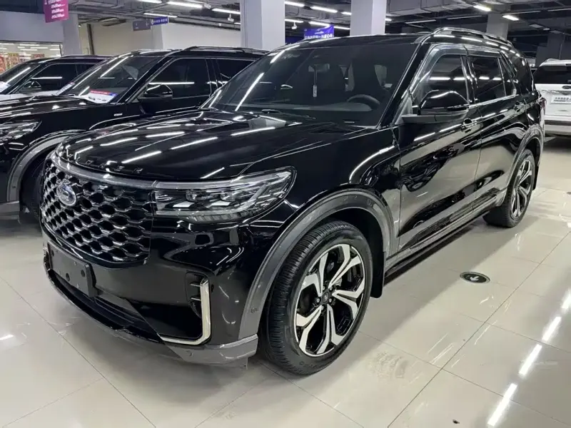 Ford Explorer, 2023