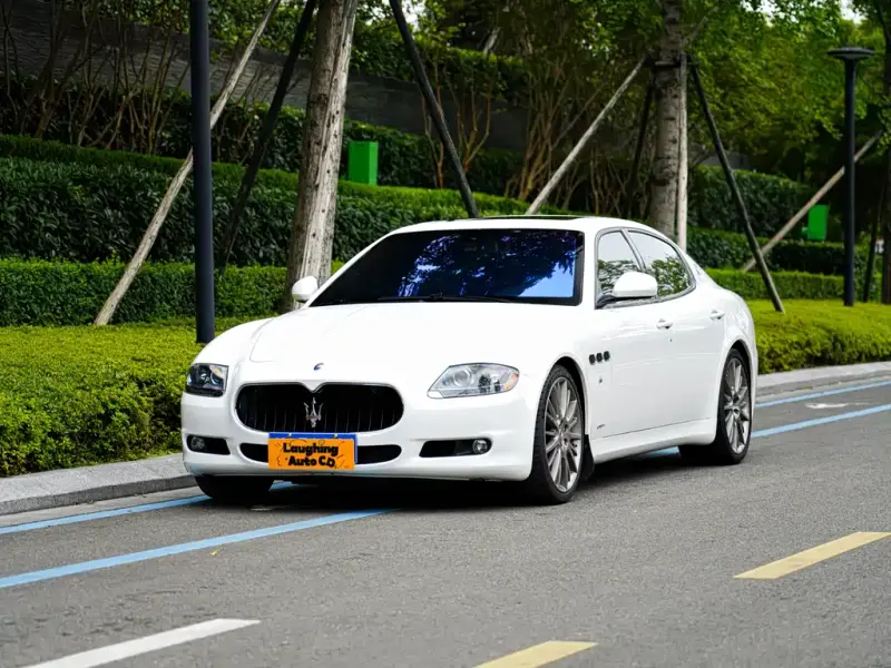 Maserati Quattroporte, 2012