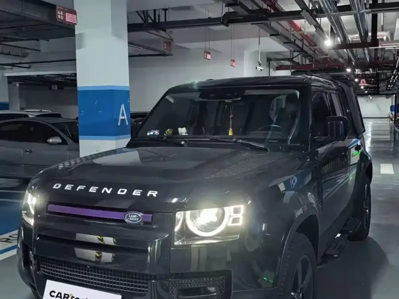 Land Rover Defender, 2020