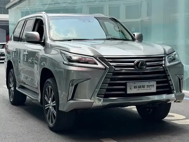 Lexus LX, 2020